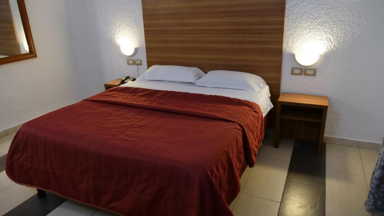 Hotel Franco Yaoundé Exterior foto