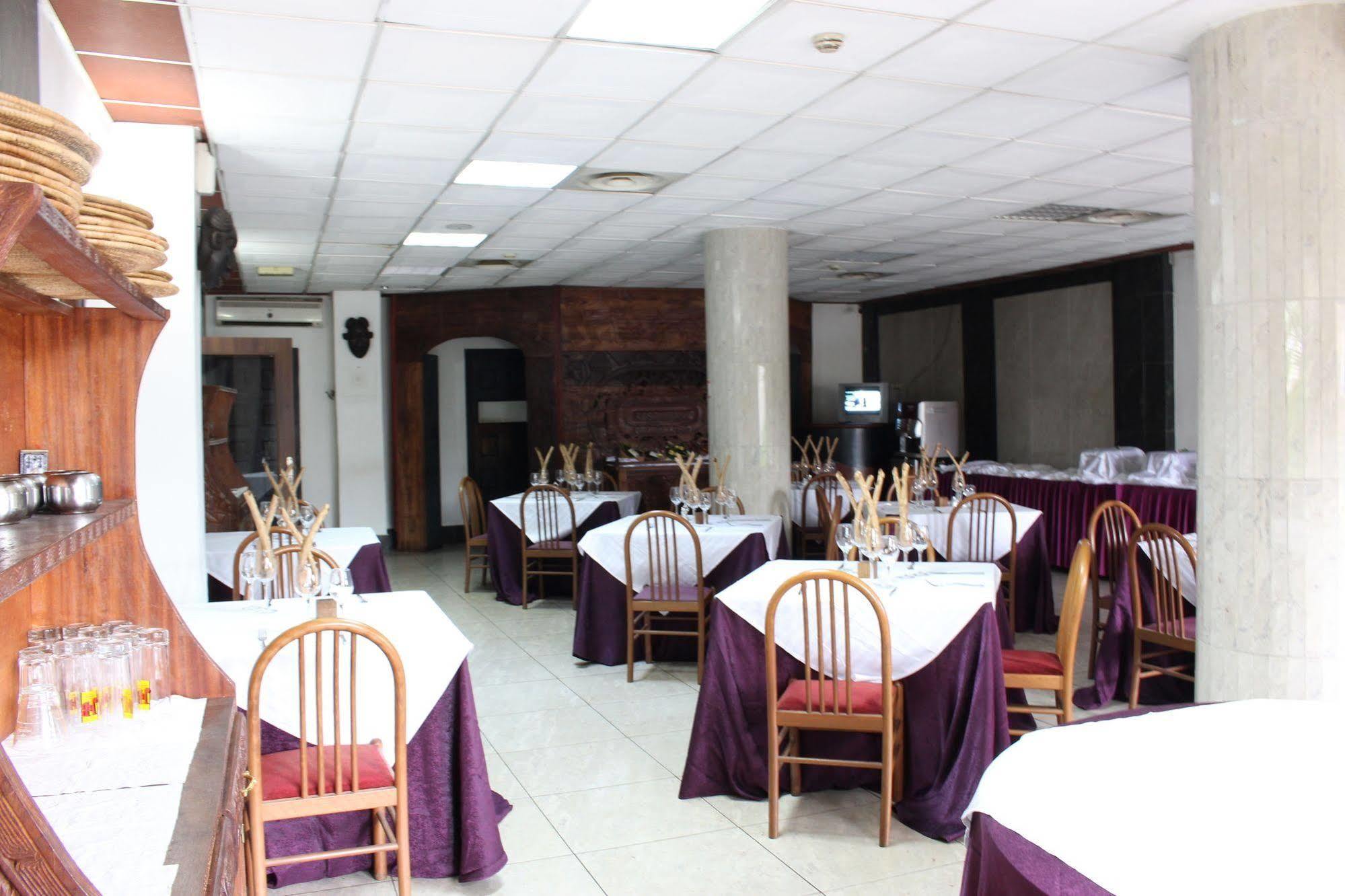 Hotel Franco Yaoundé Exterior foto